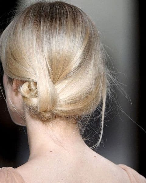 Hairstyle-for-women-with-thinning-hair-sleek-blonde-low-bun