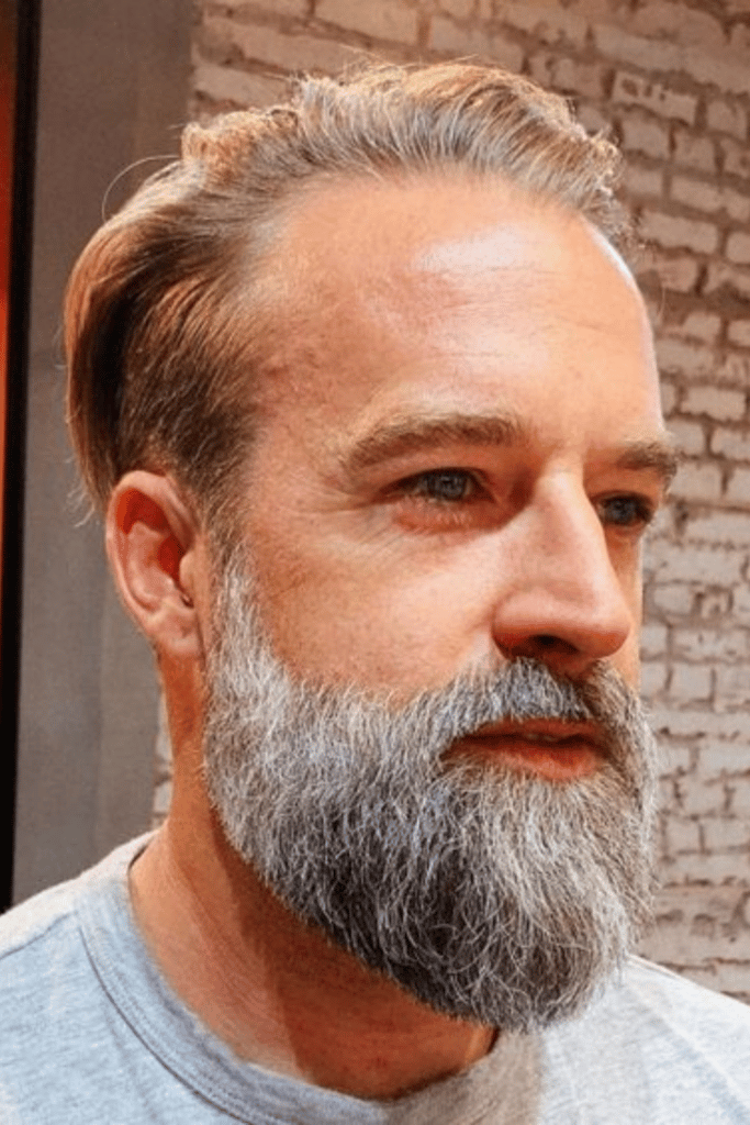 older-mens-hairstyles-thinning-hair-Full-Beard-and-Fluffed-Top