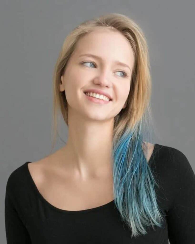 best-hair-color-for-thin-hair-A-Hint-of-Light-Blue-or-Aqua-for-Medium-Thin-Hair