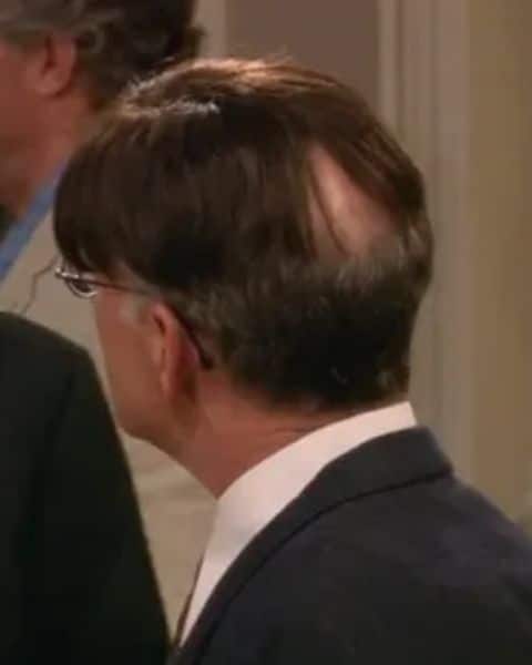 bad-toupee-that-does't-hide-the-bladness-completely-1